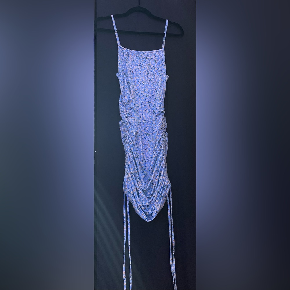 blue dress